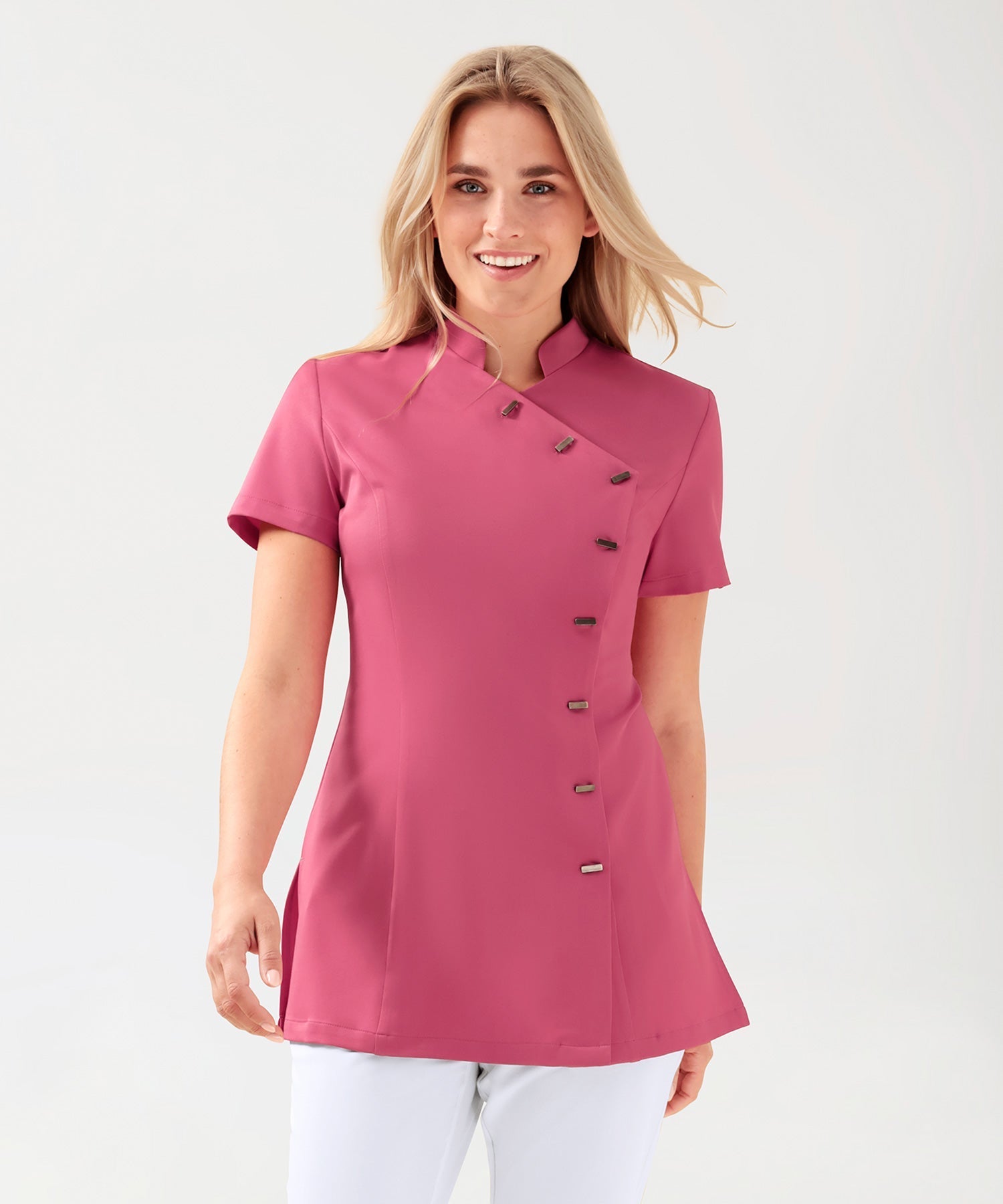 Damen Modell KAERE Kasack mit asymmetrischer Knopfleiste in der Farbe rosenholz