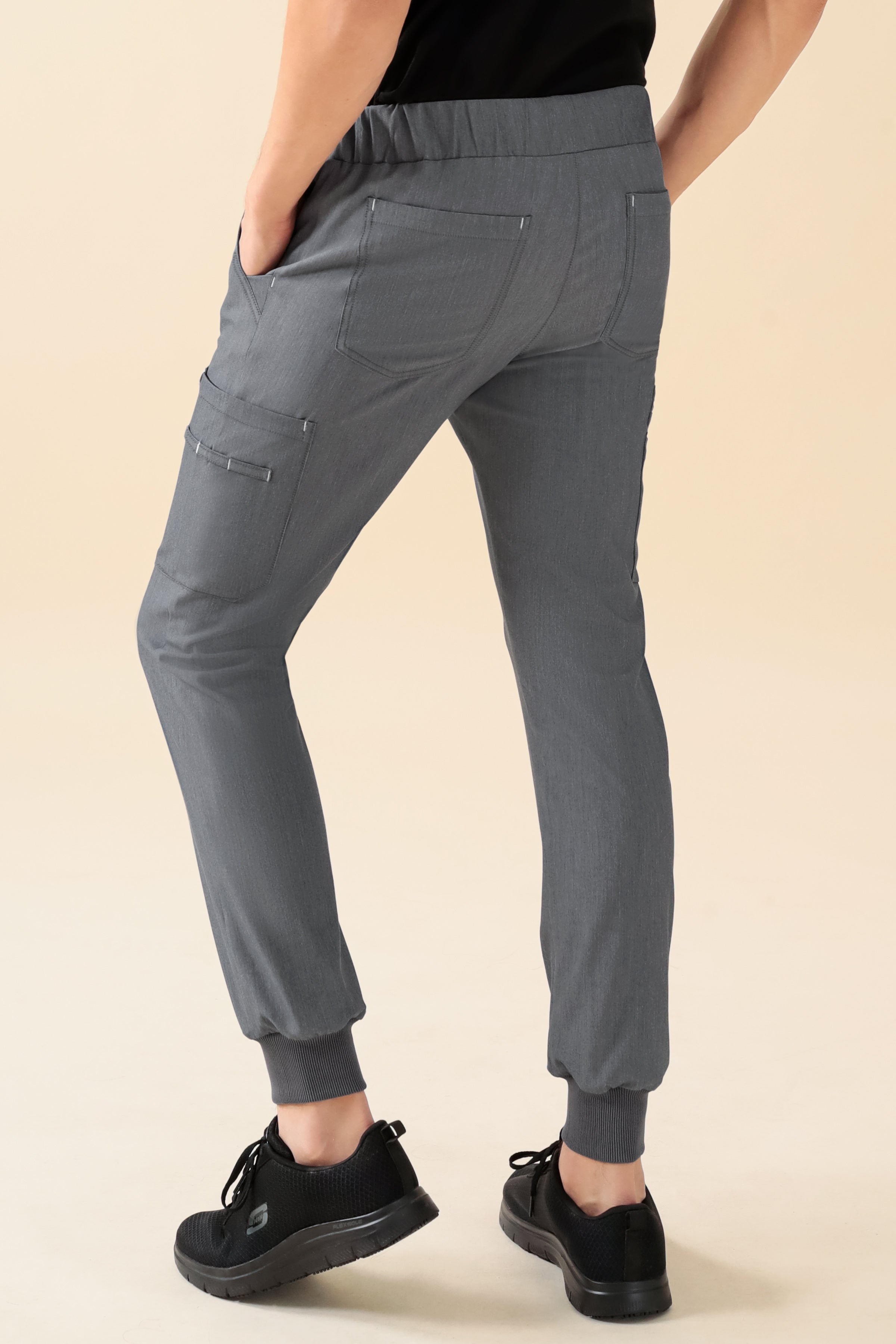 KAERE Hose Herren - Saumbündchen mit Beintaschen grau melange, Rückansicht