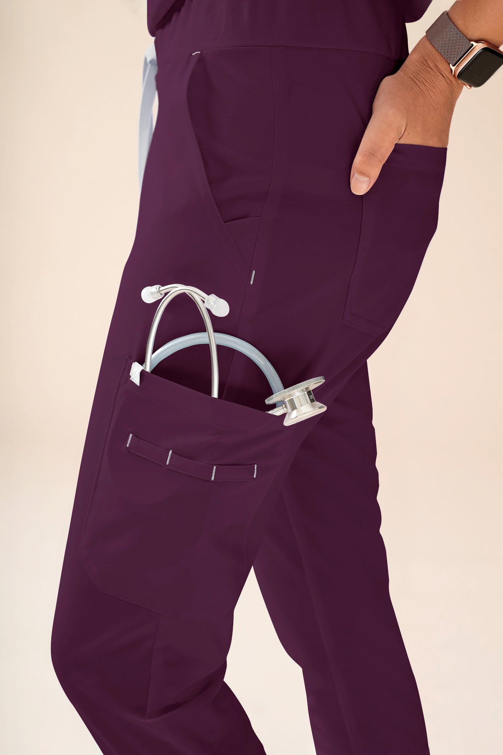 KAERE Hose Damen - Saumbündchen Kurzgr. mit Beintaschen pflaume