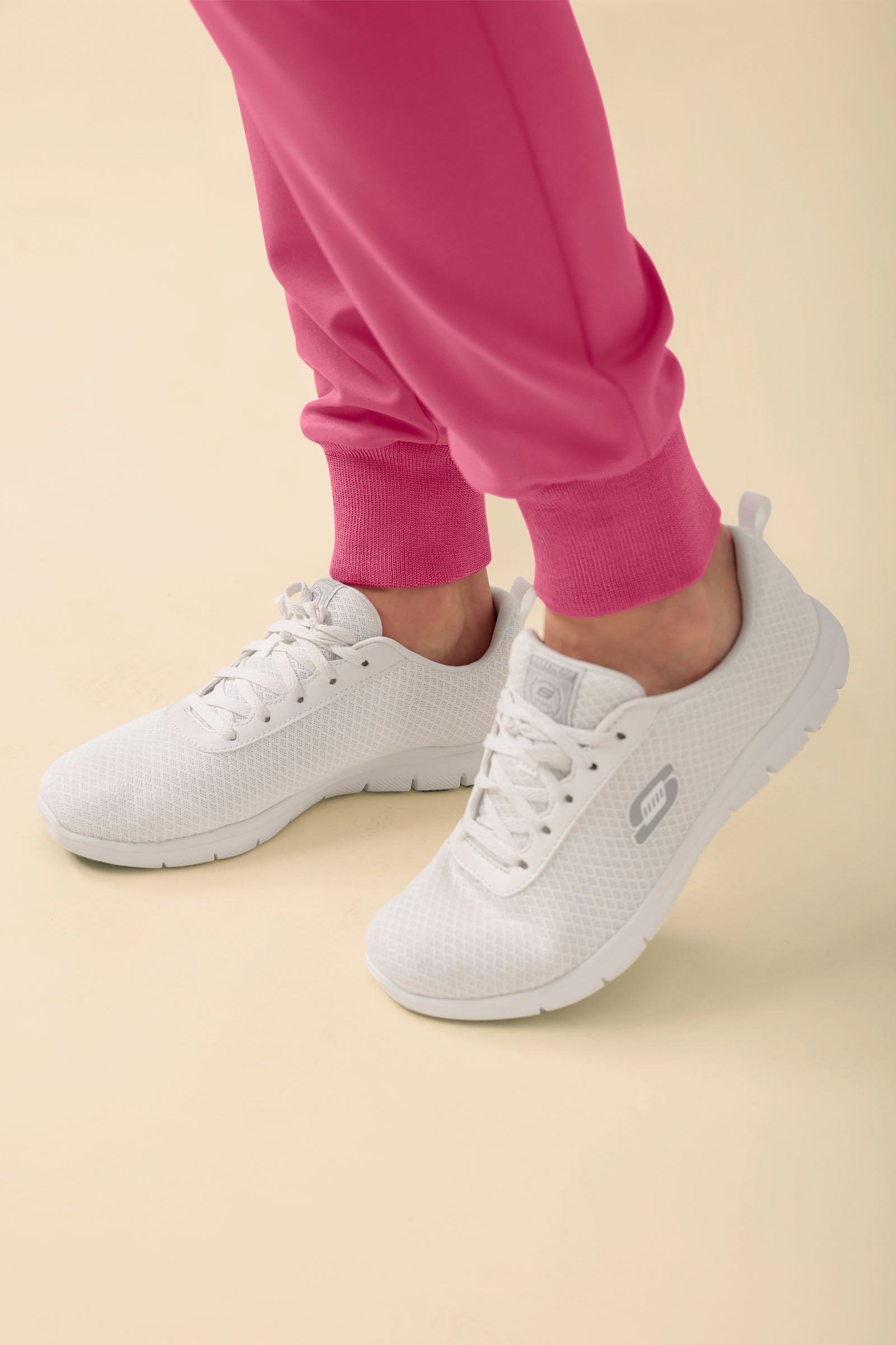 KAERE Hose Damen - Saumbündchen Kurzgr. mit Beintaschen rosenholz