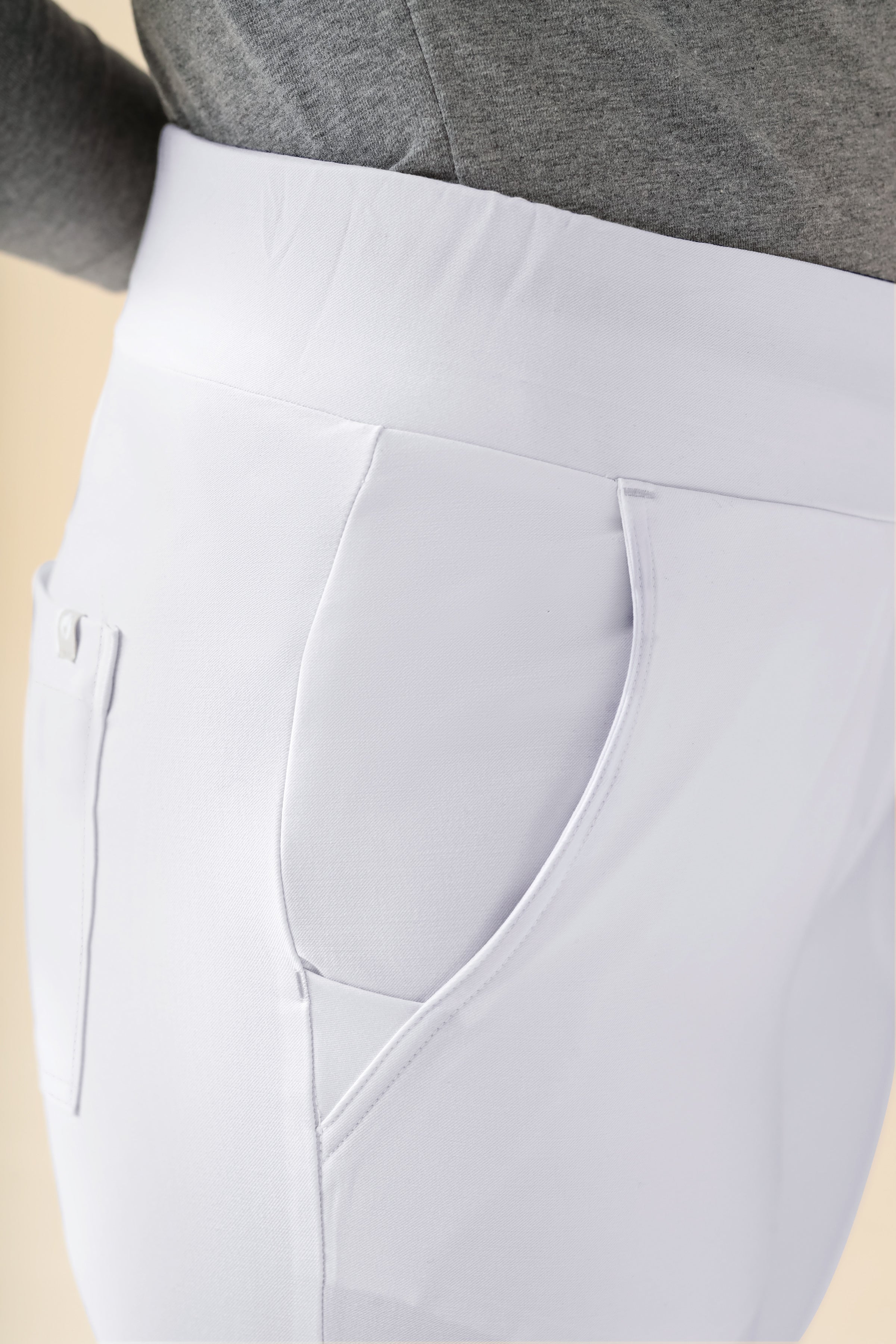 KAERE Hose Damen - Saumbündchen Kurzgr. ohne Beintaschen weiß