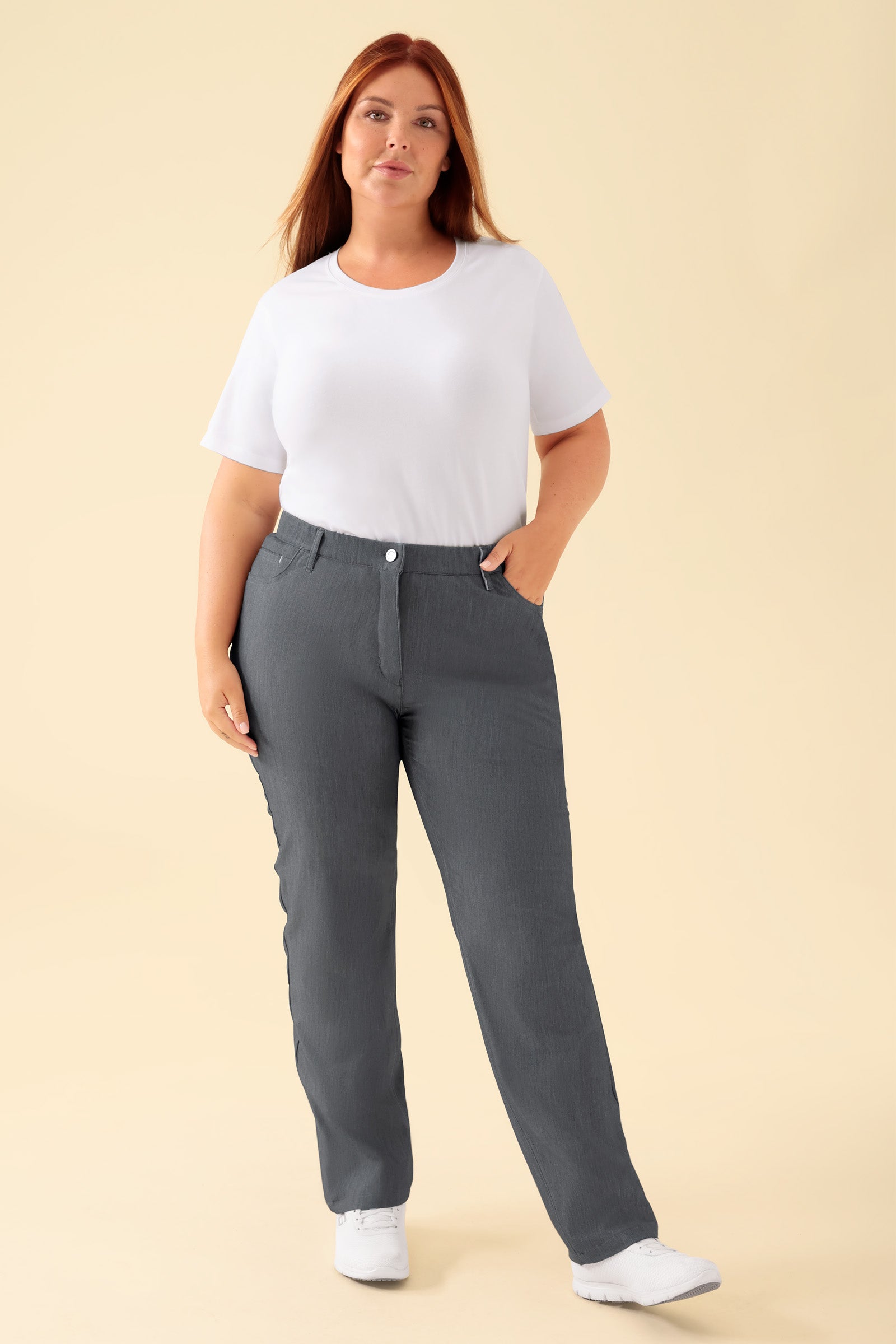 KAERE Hose Damen - 5-Pocket grau melange, Vorderansicht Das Model ist 173 cm groß und trägt Größe XL