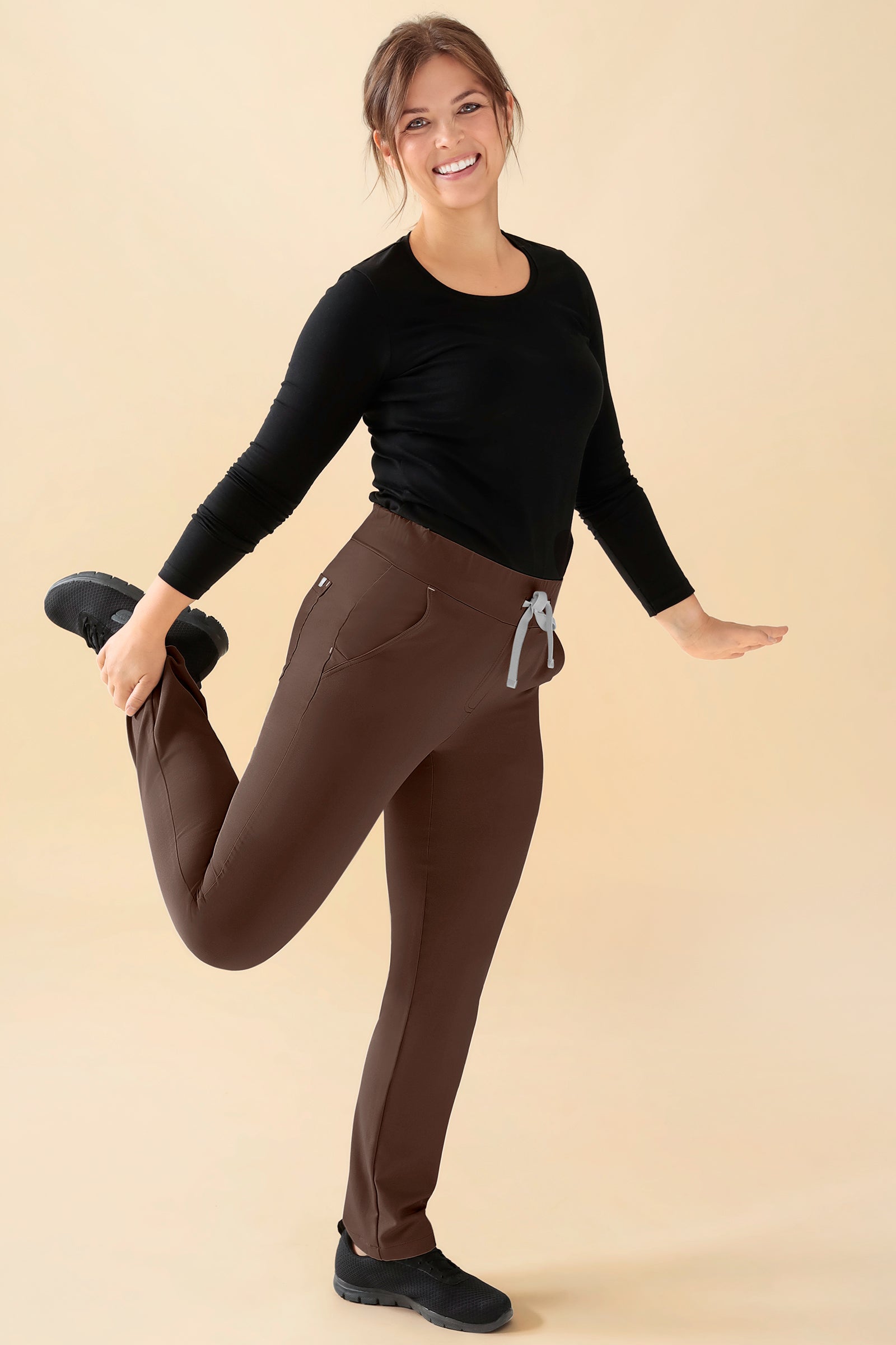 KAERE Hose Damen - gerader Saum Kurzgr. ohne Beintaschen coffee, Vorderansicht