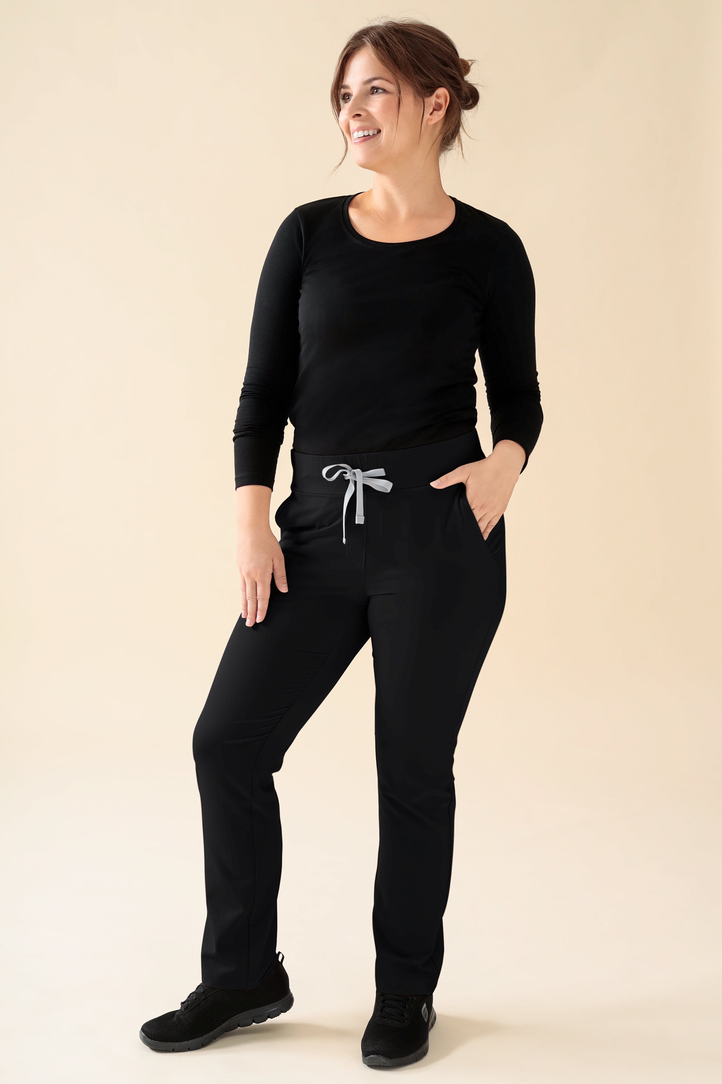 KAERE Hose Damen - gerader Saum Kurzgr. ohne Beintaschen schwarz, Vorderansicht