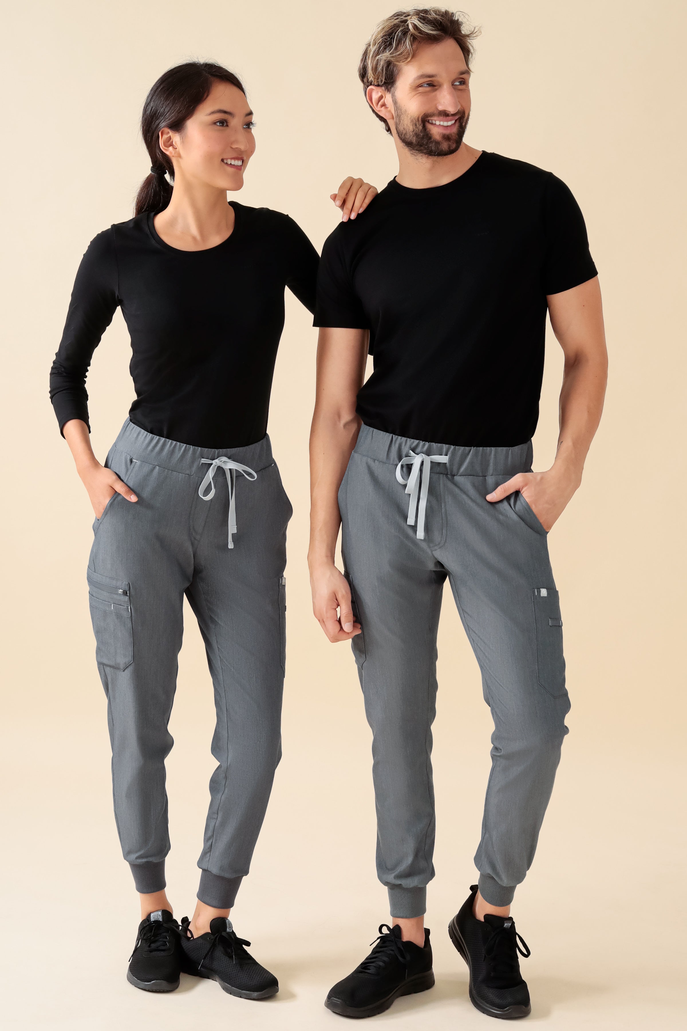 KAERE Hose Herren - Saumbündchen mit Beintaschen grau melange, Vorderansicht