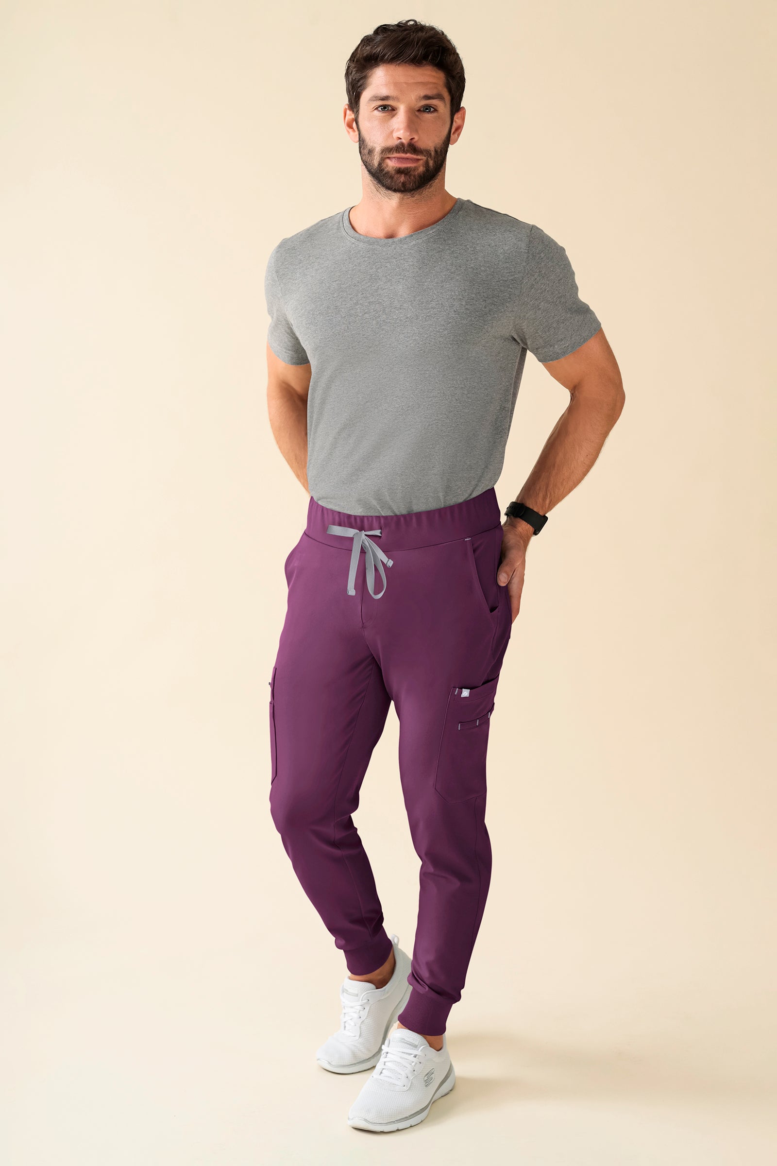 KAERE Hose Herren - Saumbündchen Kurzgr. mit Beintaschen pflaume, Vorderansicht