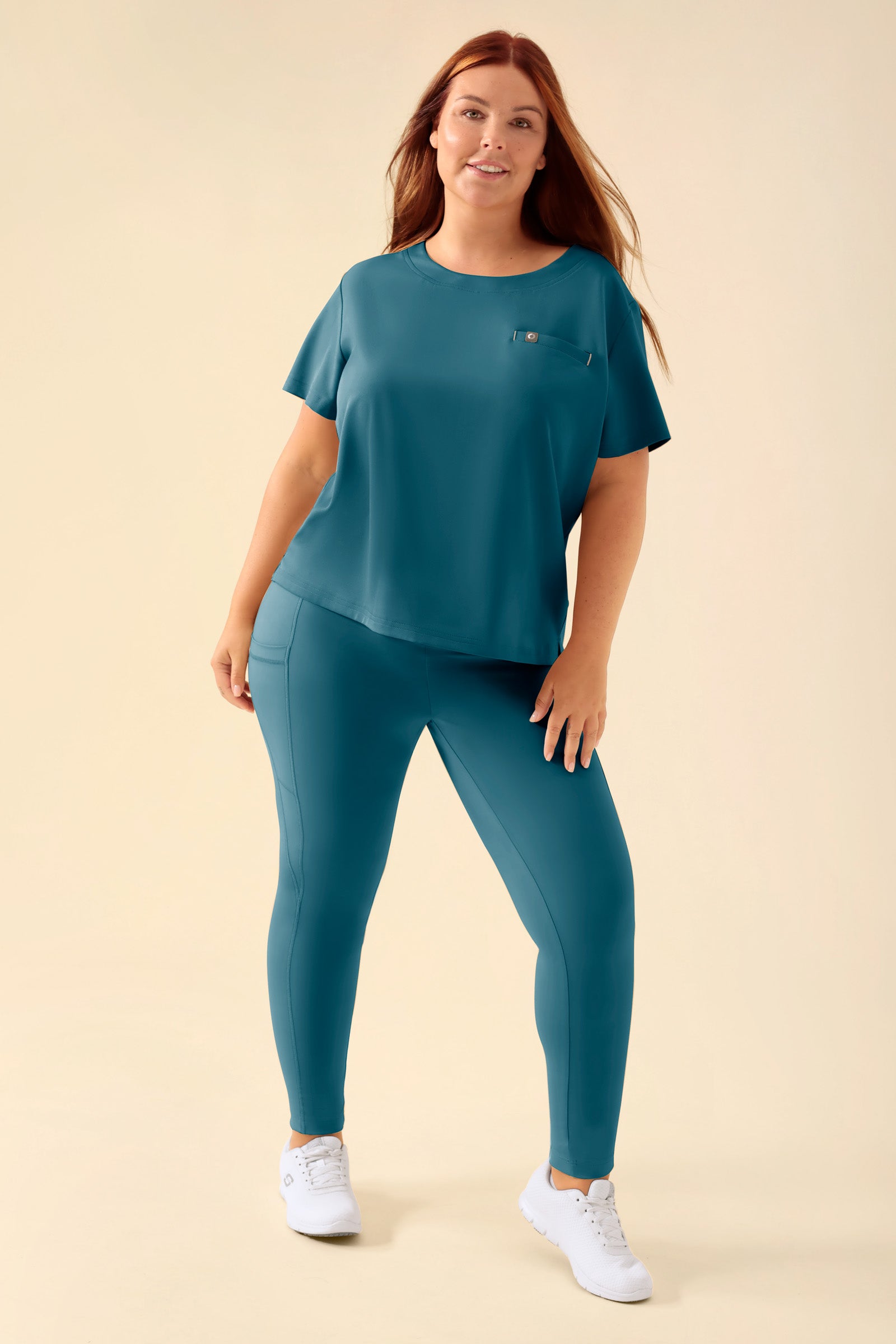 KAERE Leggings Damen - super elastisch petrol, Vorderansicht Das Model ist 173 cm groß und trägt Größe XL