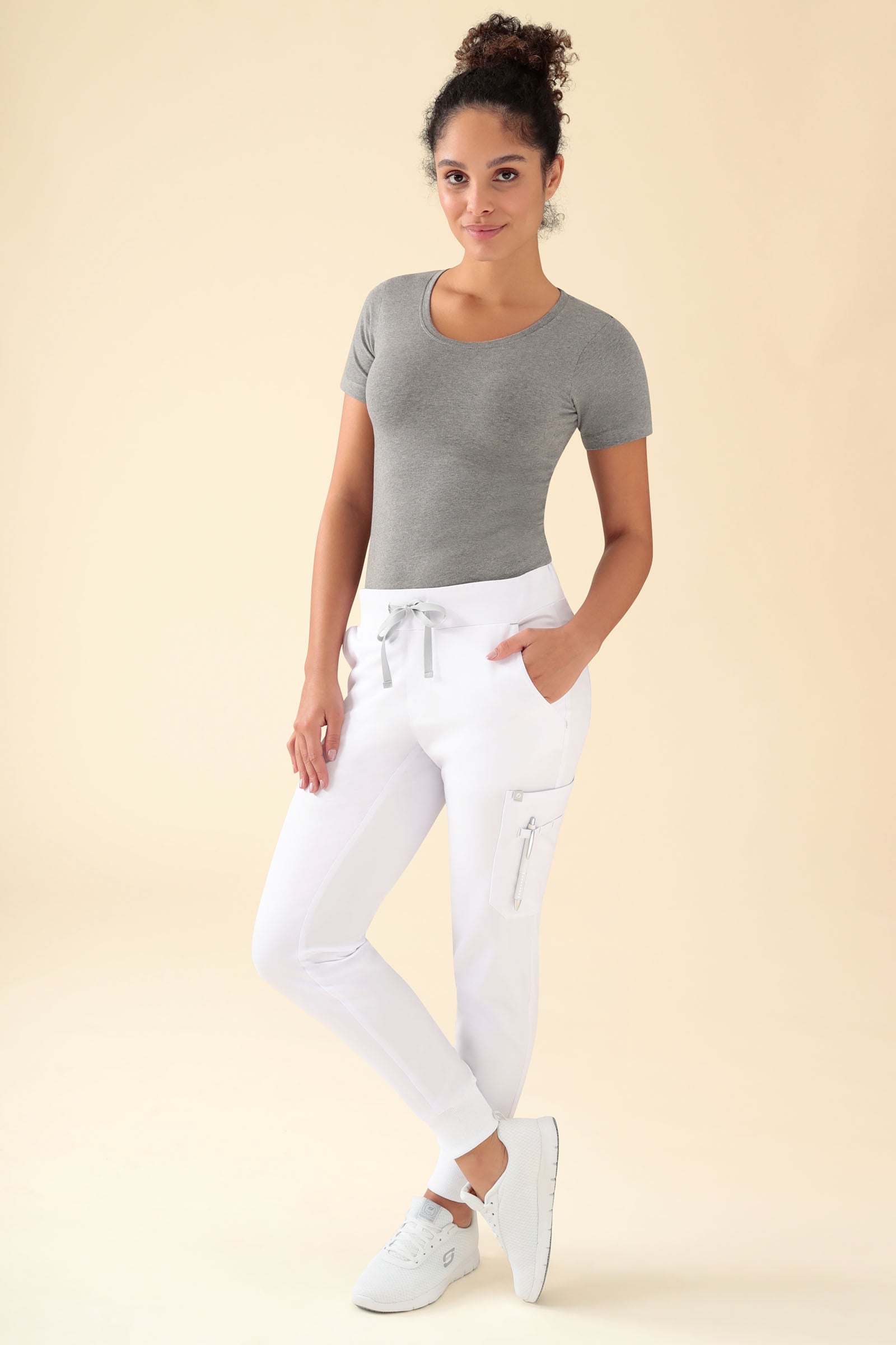 KAERE Hose Damen - Saumbündchen mit Beintaschen weiß