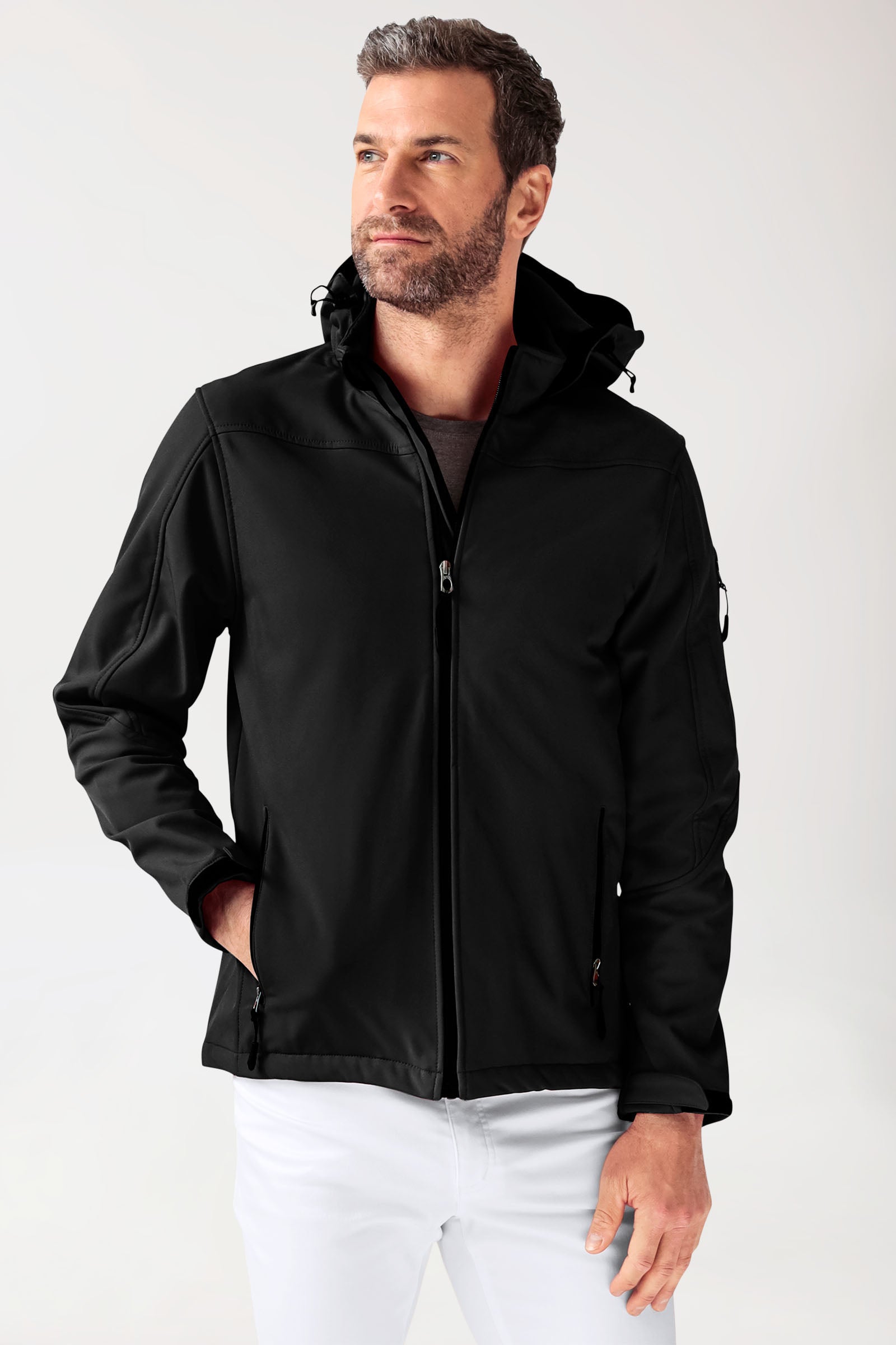 Softshell Jacken Unisex - mit Kapuze schwarz, Vorderansicht