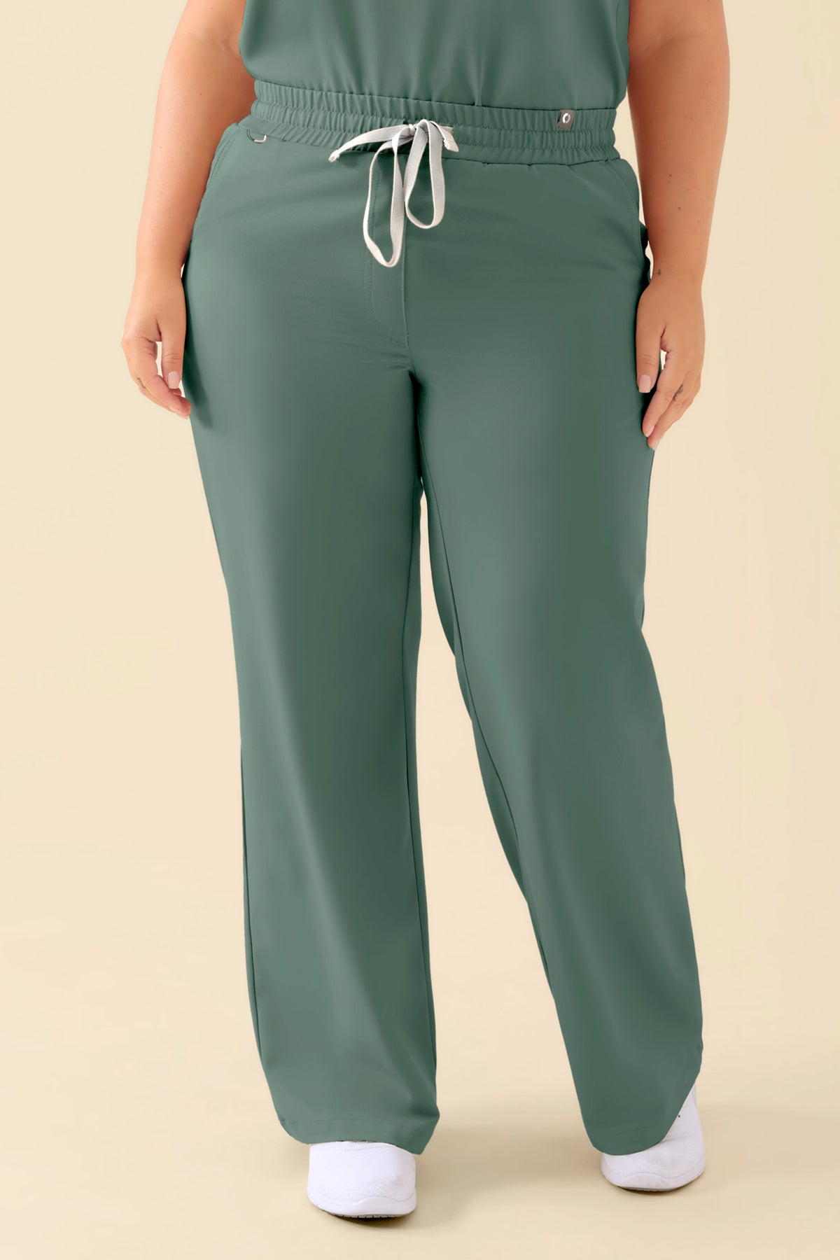 KAERE Hose Damen – weites Bein, dunkelgrün: dunkelgrüne Hose mit weitem Bein und elastischem Bund mit Kordelzug., Vorderansicht