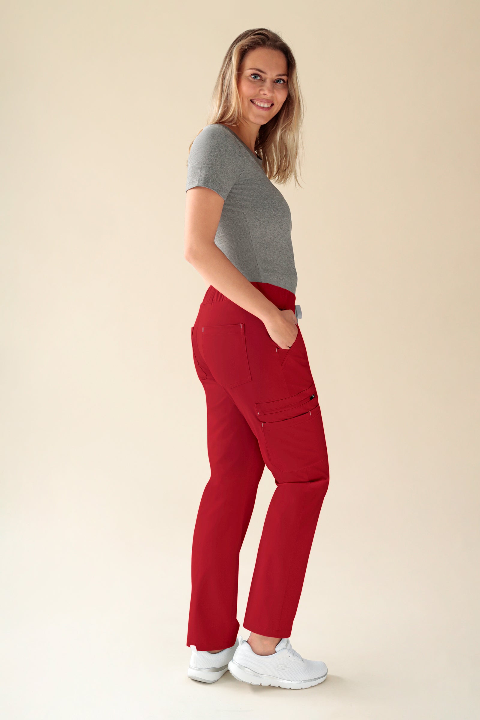 KAERE Hose Damen - gerader Saum Kurzgr. mit Beintaschen rot
