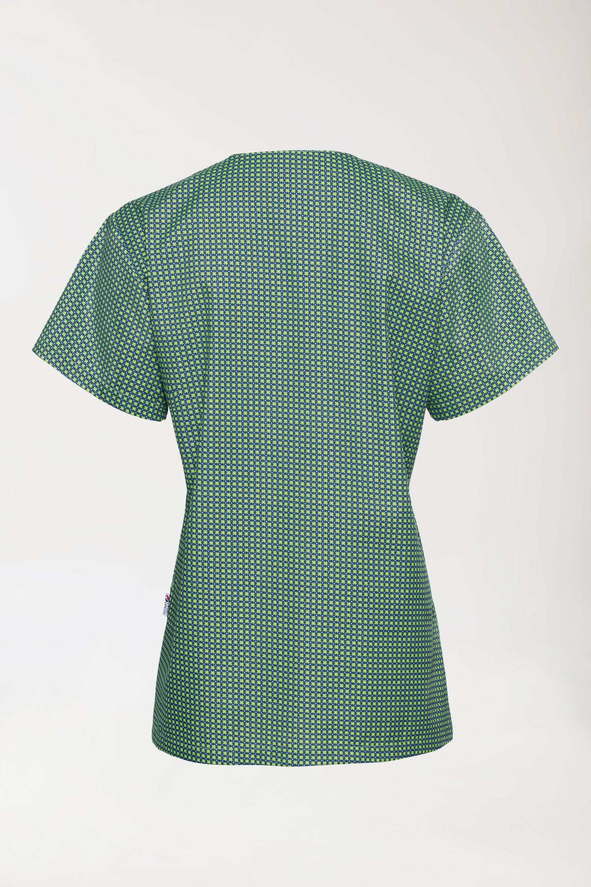 Rückansicht eines Leichter Schlupfkasack Damen – Alloverprint apfelgrün/navy mit V-Ausschnitt, in einem geometrischen Muster aus Grün und Marineblau, mit Seitentaschen., Rückansicht 
