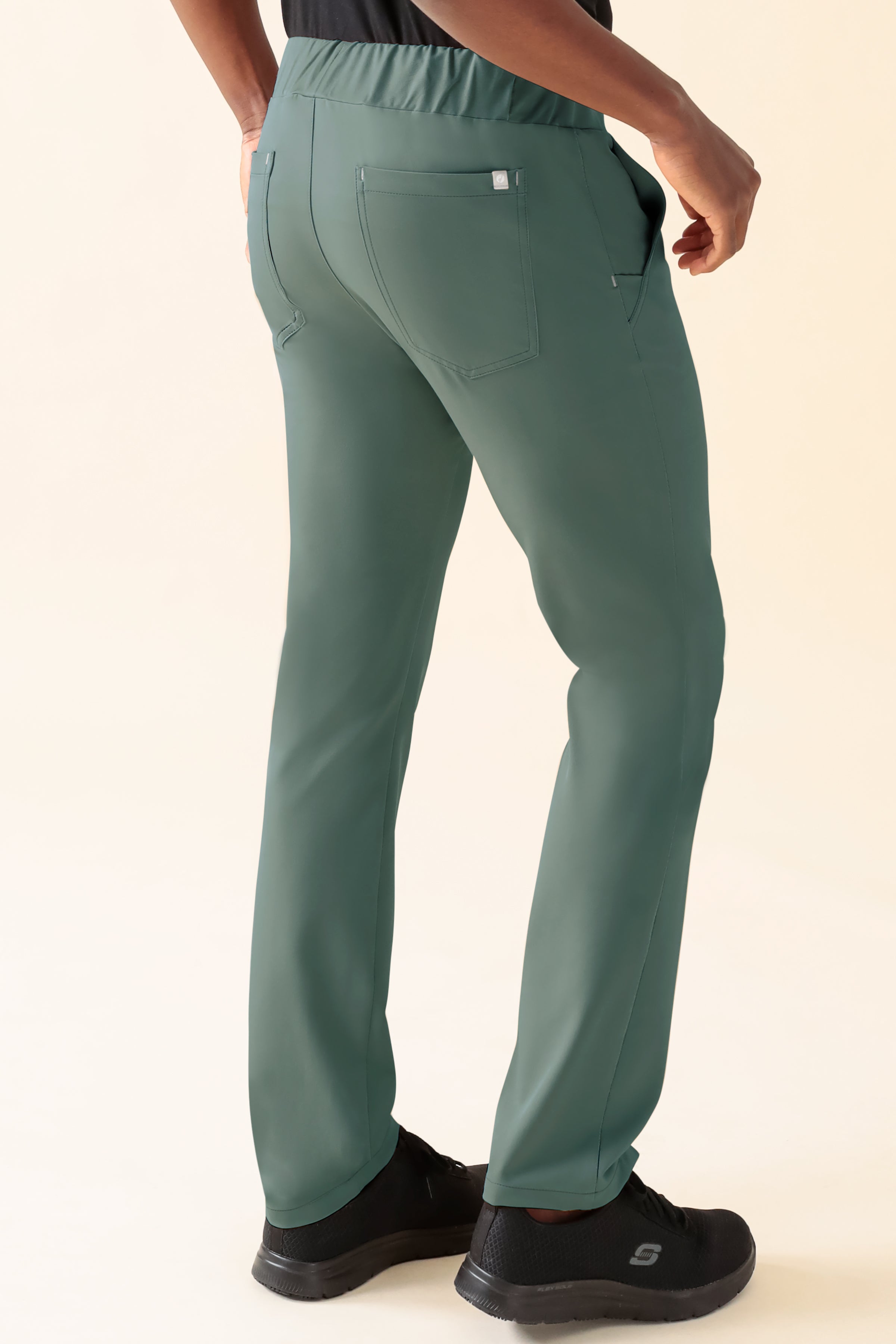 KAERE Hose Herren - gerader Saum ohne Beintaschen dunkelgrün, Rückansicht 