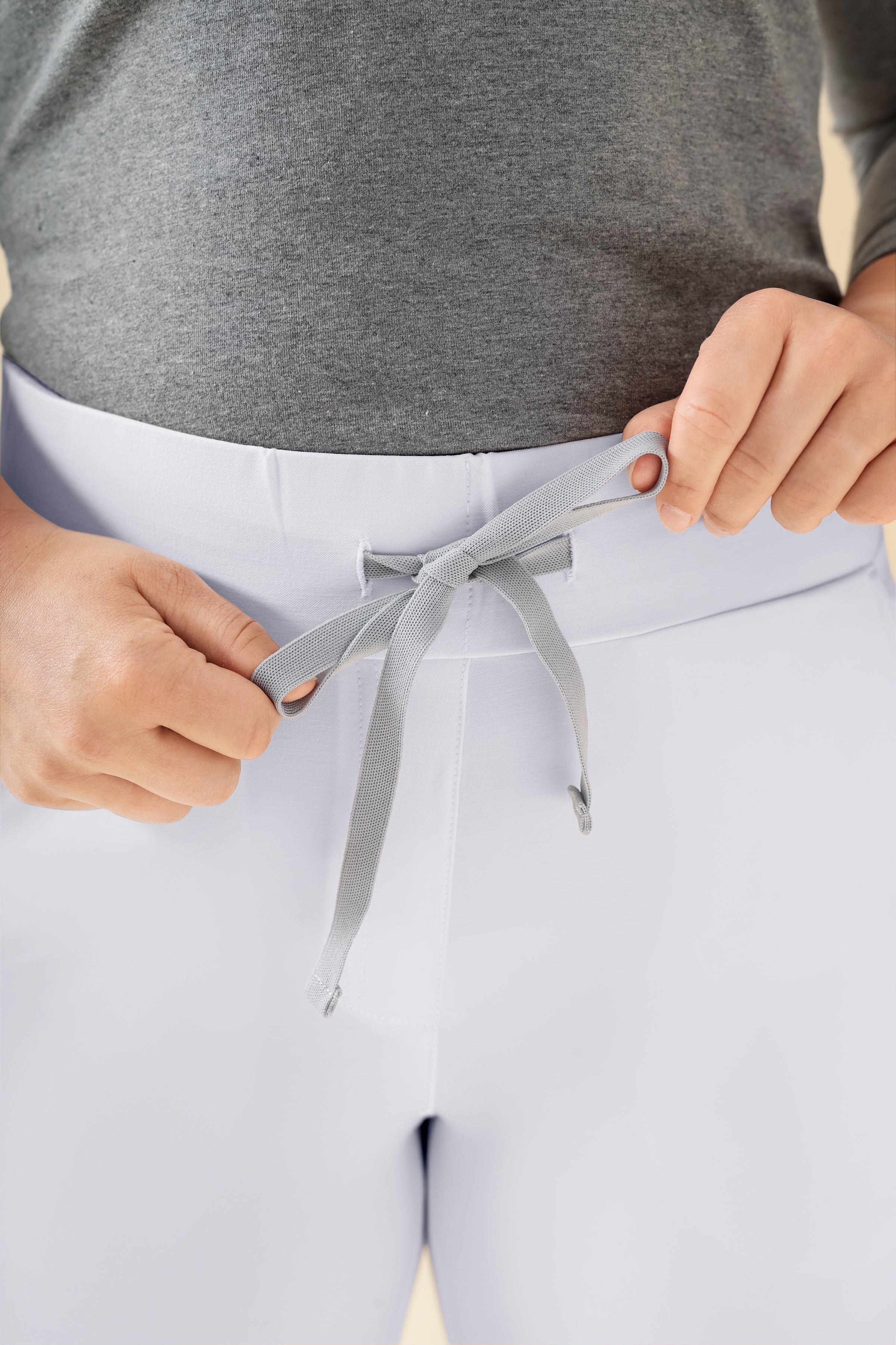 KAERE Hose Damen - Saumbündchen Kurzgr. ohne Beintaschen weiß