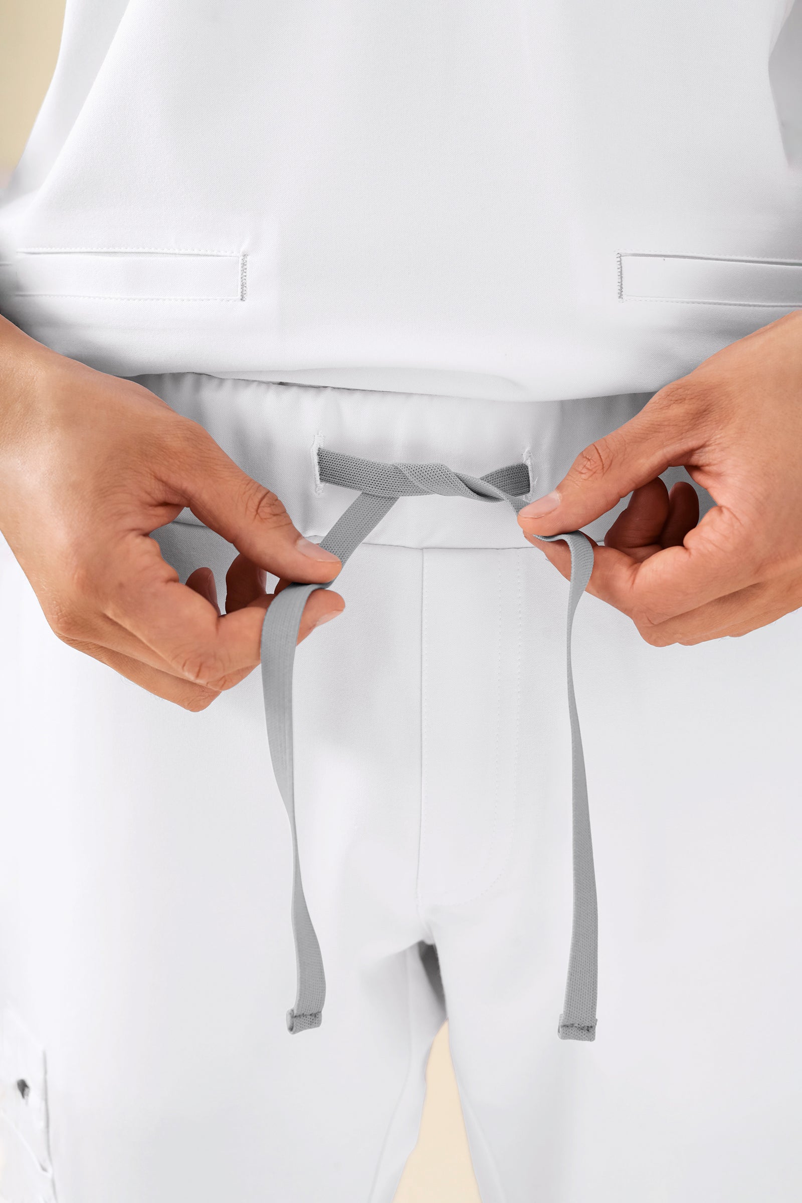 KAERE Hose Herren - Saumbündchen Kurzgr. mit Beintaschen weiß