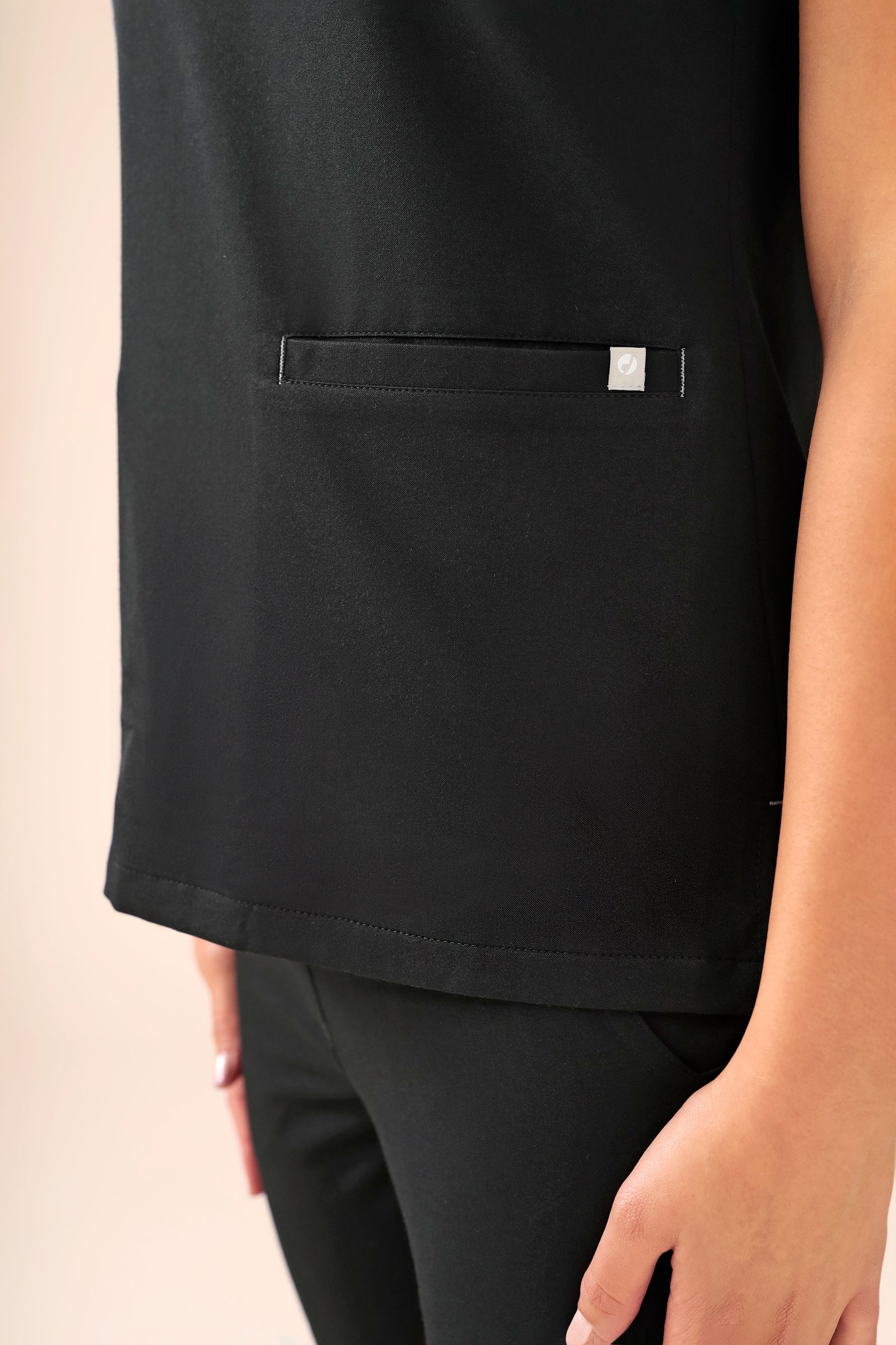 KAERE Schlupfkasack Damen - V-Ausschnitt schwarz