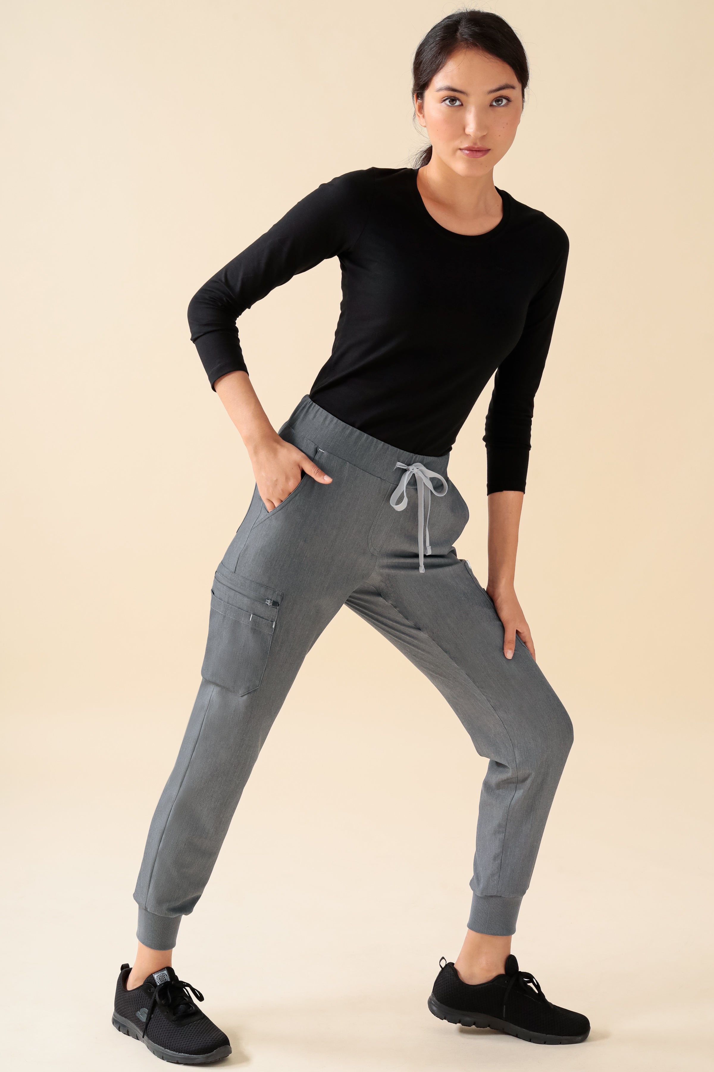 KAERE Hose Damen - Saumbündchen mit Beintaschen grau melange, Vorderansicht 