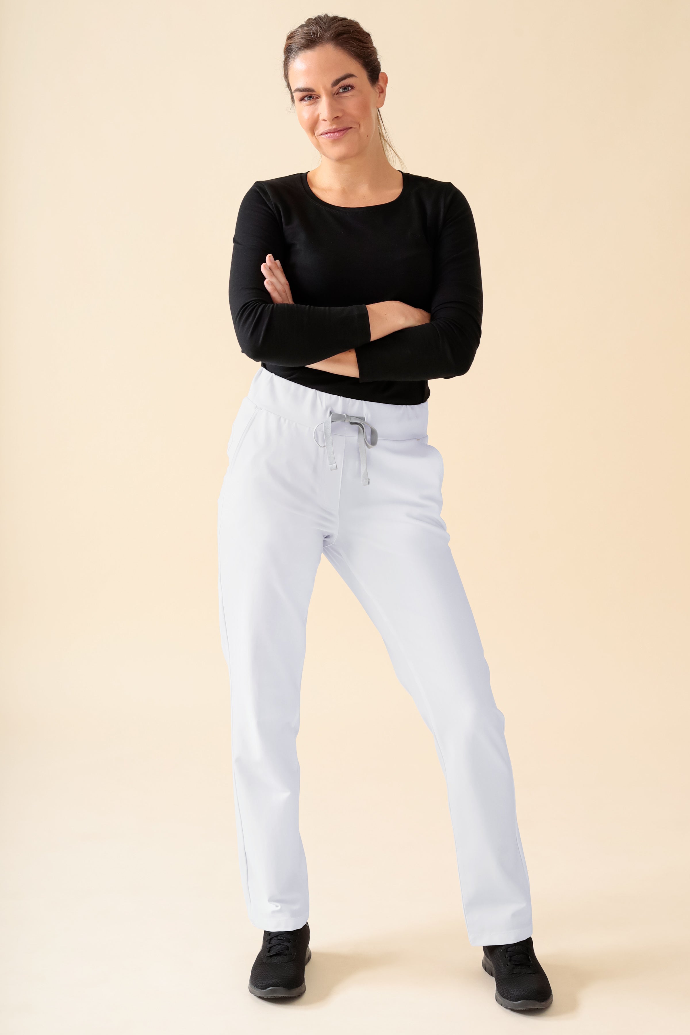 KAERE Hose Damen - gerader Saum Kurzgr. ohne Beintaschen weiß, Vorderansicht 