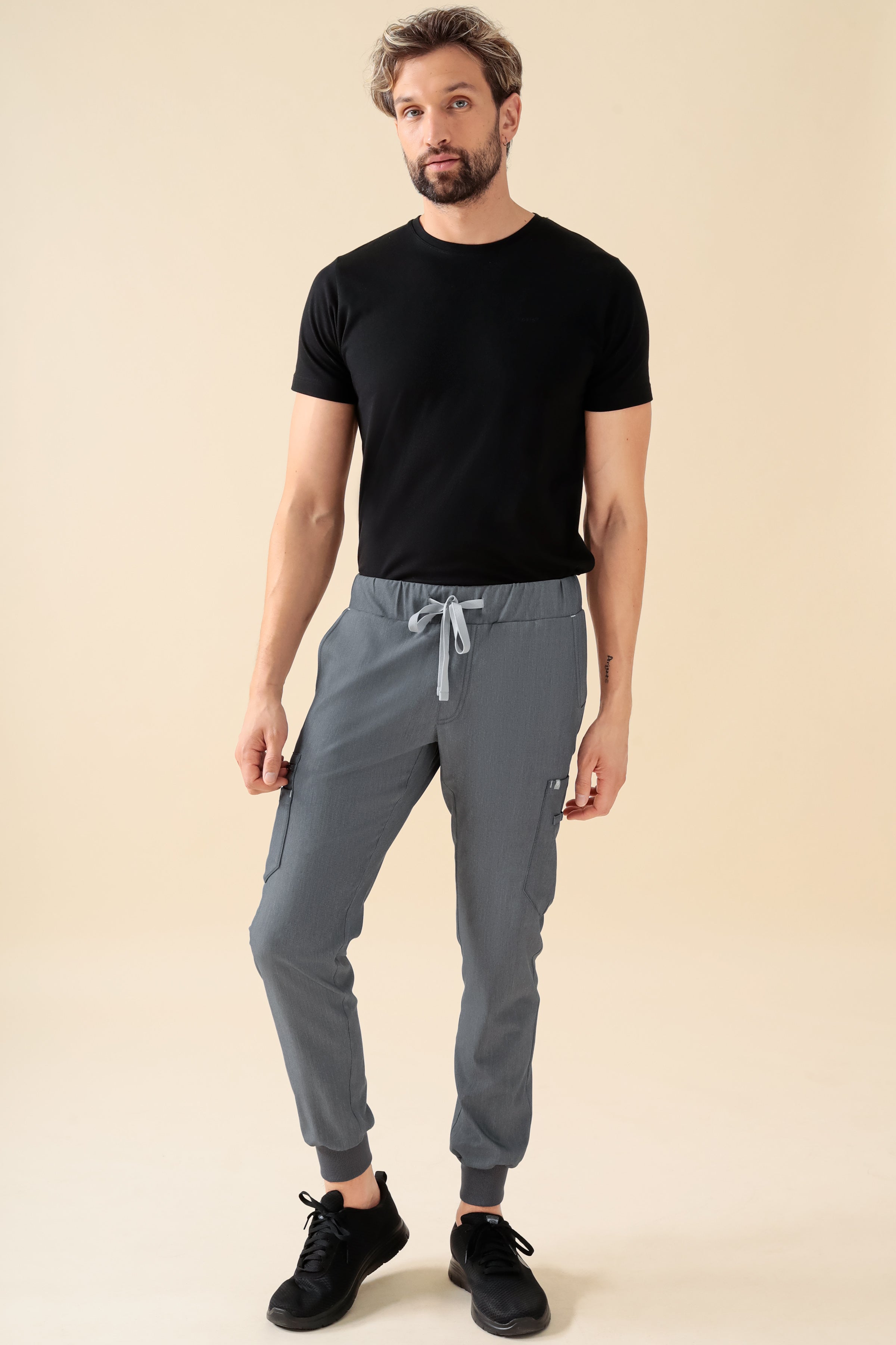 KAERE Hose Herren - Saumbündchen mit Beintaschen grau melange, Vorderansicht 