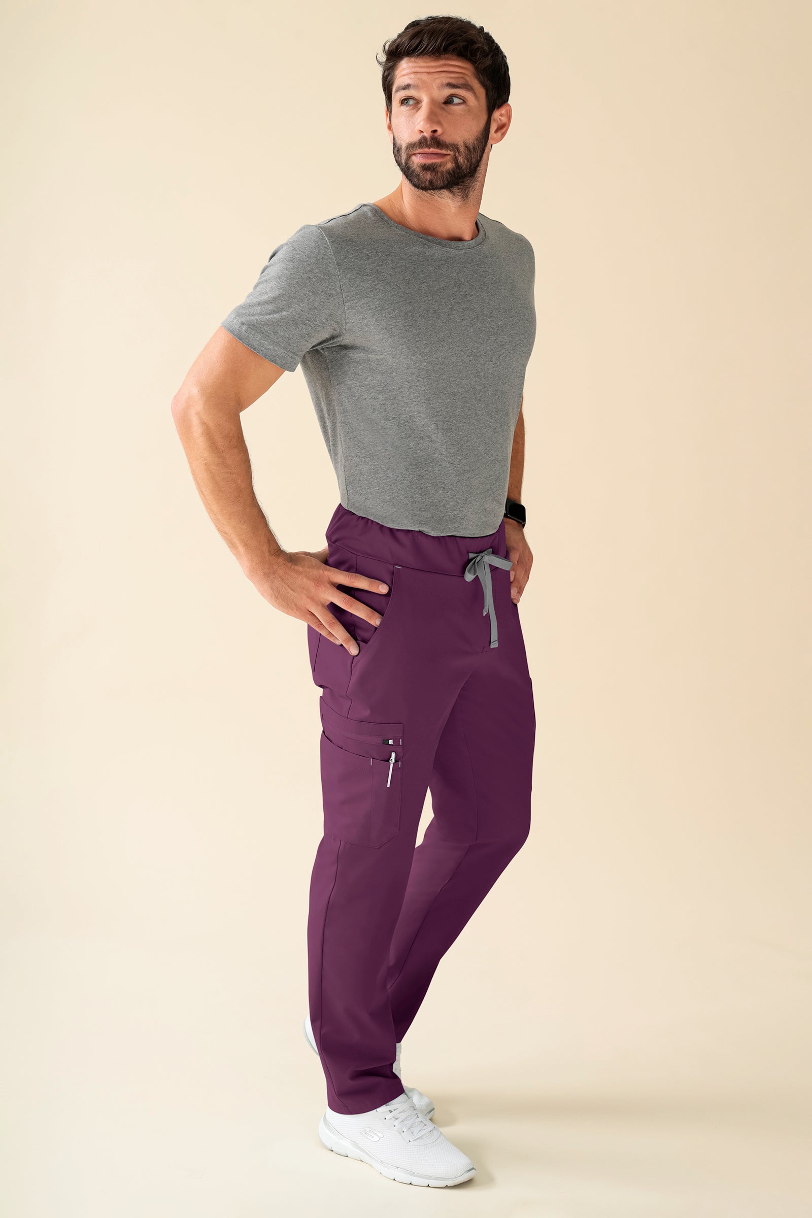 KAERE Hose Herren - gerader Saum Kurzgr. mit Beintaschen pflaume, Vorderansicht 